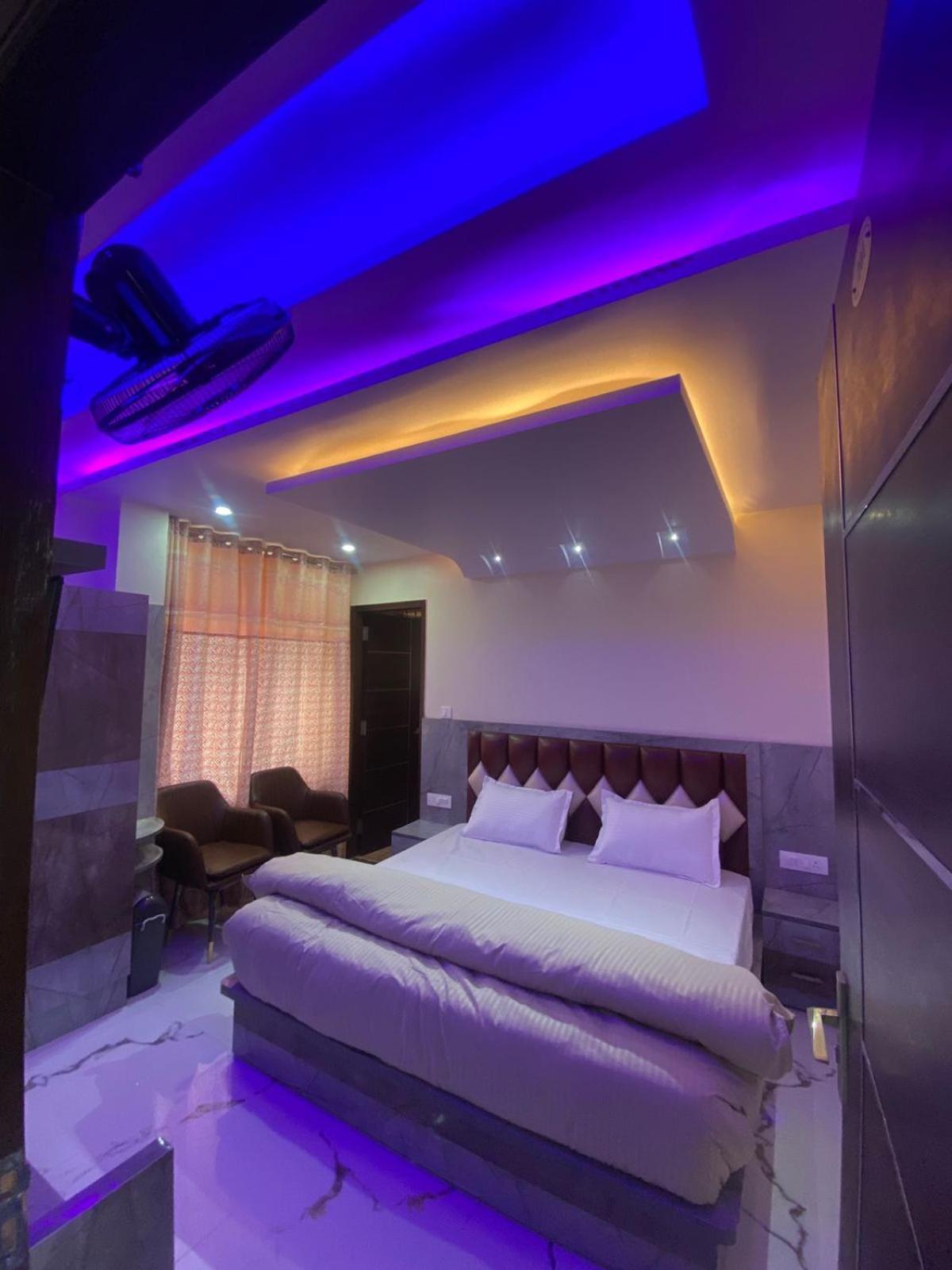Harmony Heights Hotel Shimla Ngoại thất bức ảnh