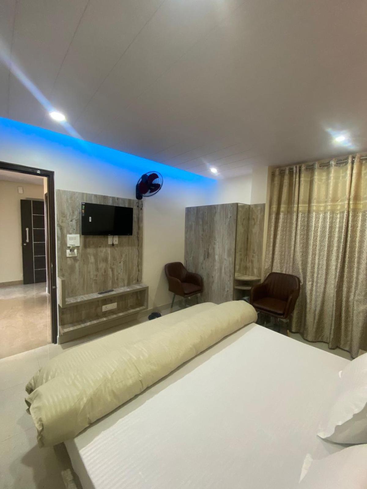 Harmony Heights Hotel Shimla Ngoại thất bức ảnh