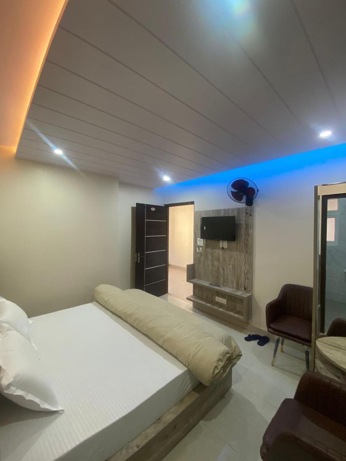 Harmony Heights Hotel Shimla Ngoại thất bức ảnh